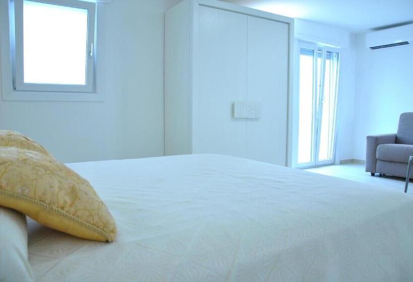Номер Deluxe Вид на Море с Балконом, Le Terrazze Sul Mare Gallipoli Centro