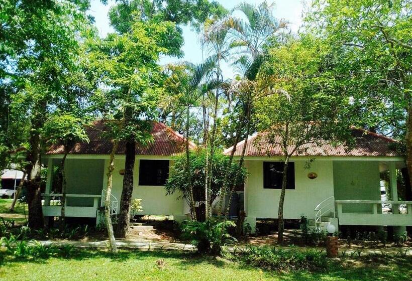 디럭스 룸, Laytrang Pakmeng Marina Spa And Resort