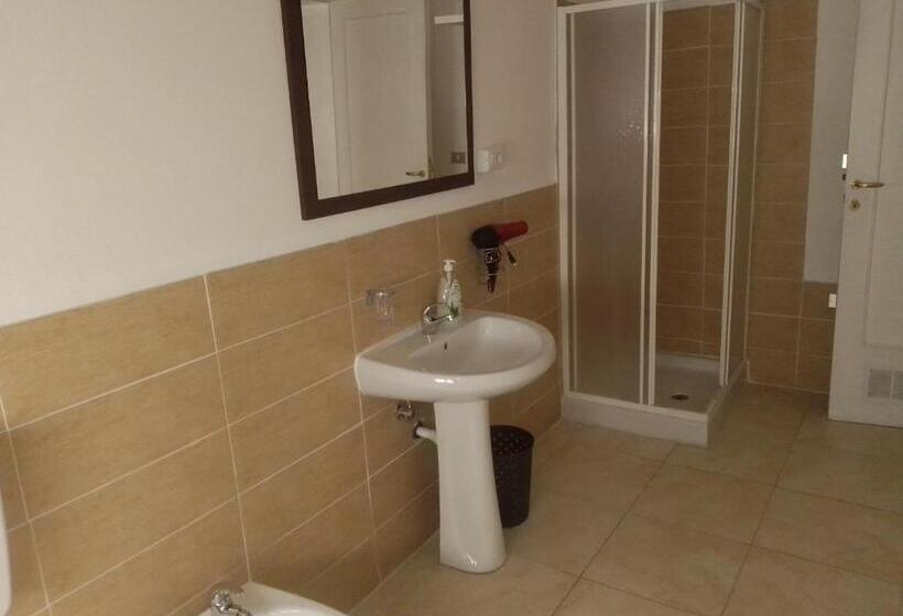 اتاق لوکس, Magna Grecia B&b