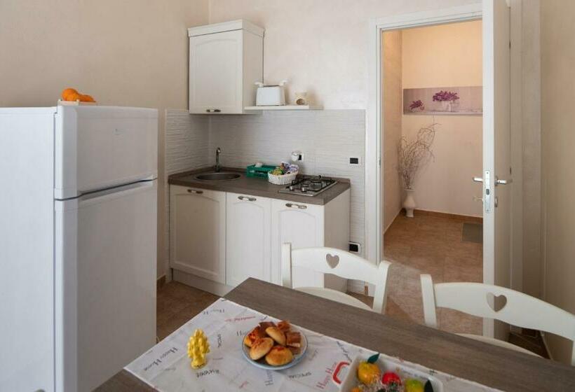 سوییت با چشم‌انداز دریا, Ortigia Terrace Sea View