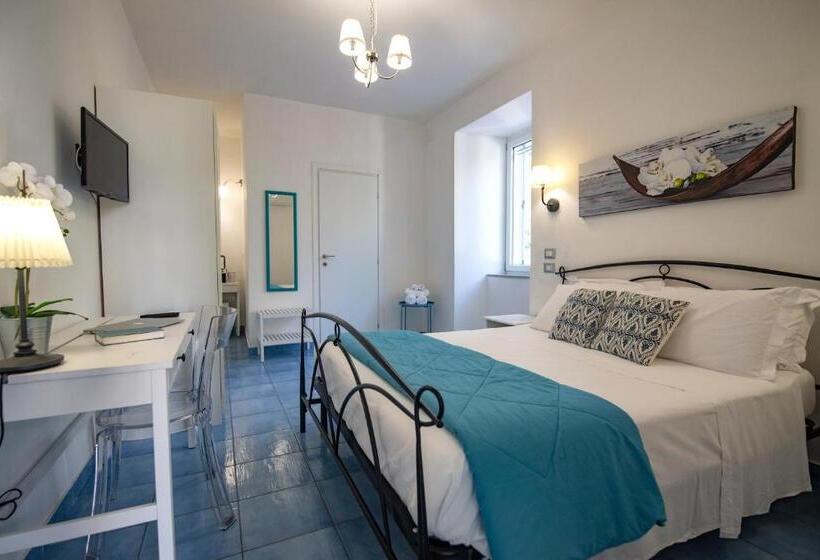 غرفة قياسية سرير كينج, Sonnino B&b