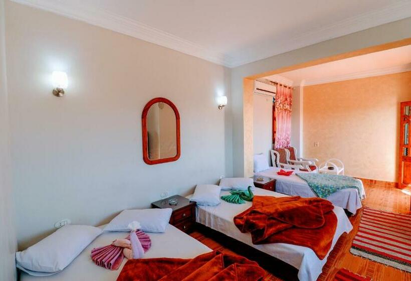 חדר סטנדרט לשלושה, Gina Motel Dahab