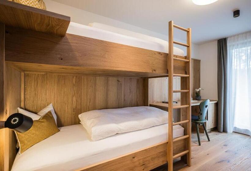 Семейный Номер Вид на Горы, Gasthof Albergo Dolomiten