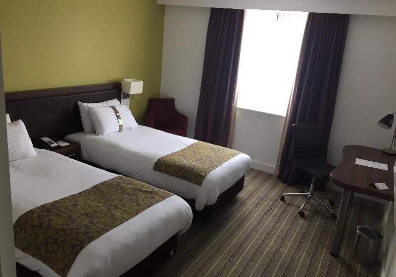 اتاق استاندارد, Holiday Inn Huntingdon Racecourse, An Ihg