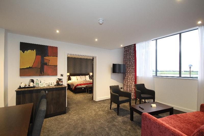 سوییت, Holiday Inn Huntingdon Racecourse, An Ihg
