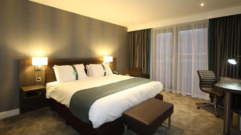 اتاق پرمیوم, Holiday Inn Huntingdon Racecourse, An Ihg