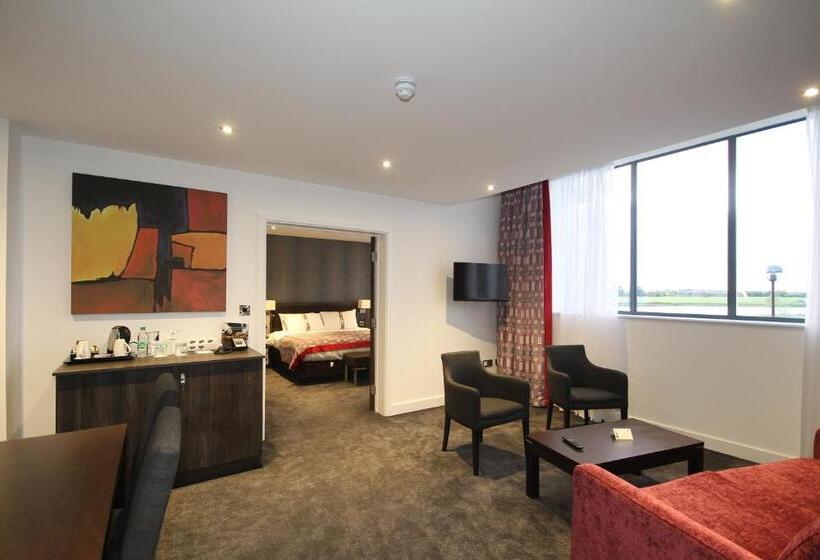 سوییت, Holiday Inn Huntingdon Racecourse, An Ihg