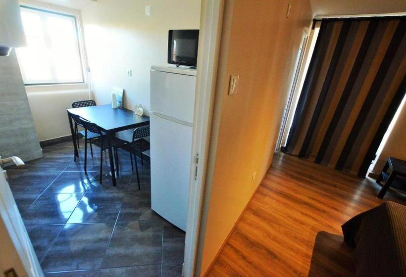 استودیو خانوادگی, Suites & Apartments   Dp Setubal