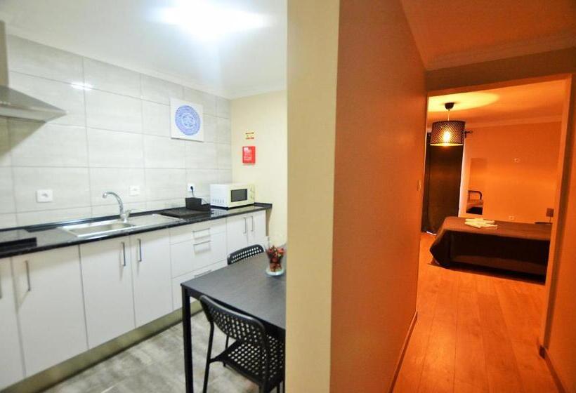 استودیوی سوپریور, Suites & Apartments   Dp Setubal