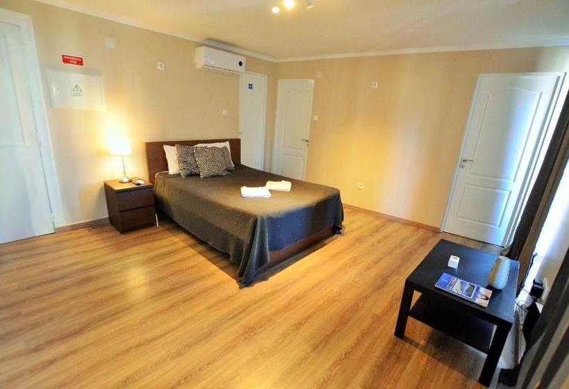 استودیو خانوادگی, Suites & Apartments   Dp Setubal
