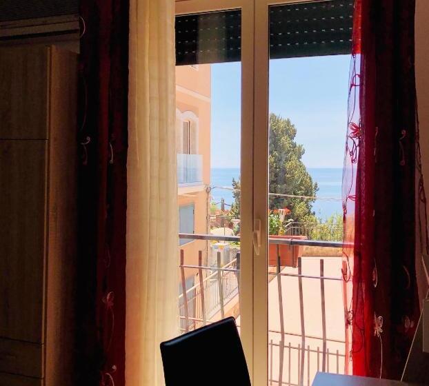 Quarto Deluxe com Sacada, B&b Antonella