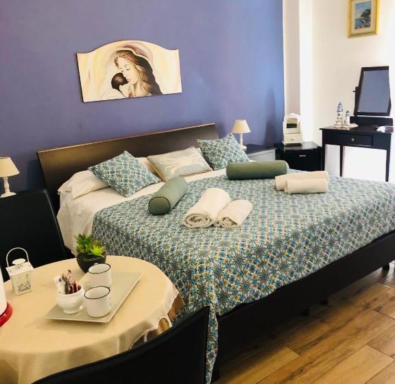 Quarto Economy, B&b Antonella