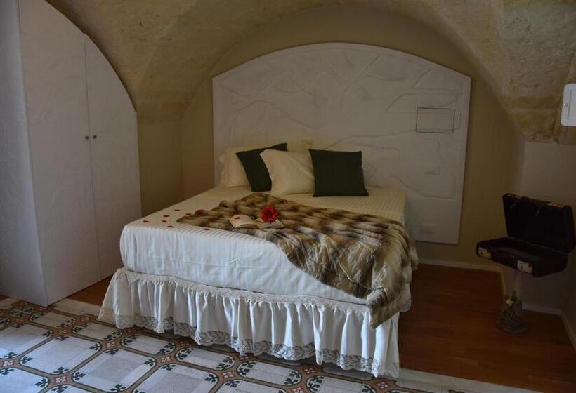اتاق لوکس با بالکن, B&b Sul Ponte