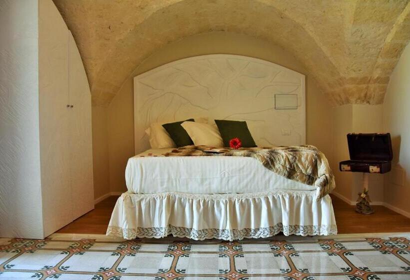 اتاق لوکس با بالکن, B&b Sul Ponte