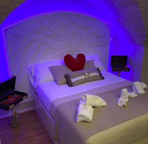اتاق لوکس با بالکن, B&b Sul Ponte