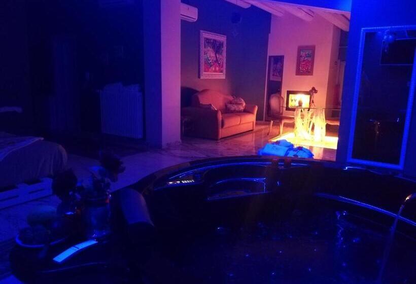 اتاق لوکس با تخت بزرگ, B&b Sul Ponte