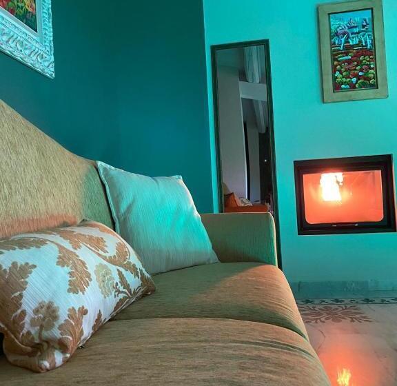 اتاق لوکس با تخت بزرگ, B&b Sul Ponte