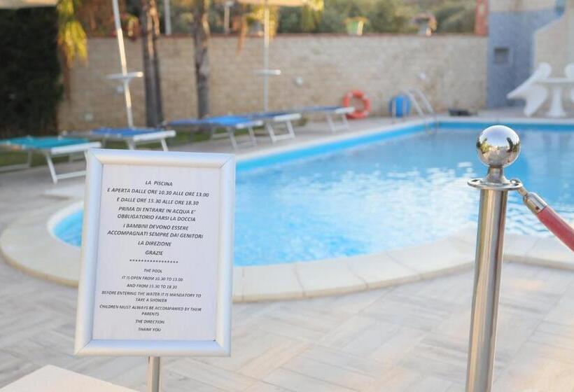 スーペリアトリプルルーム, Relais Dea Degli Ulivi