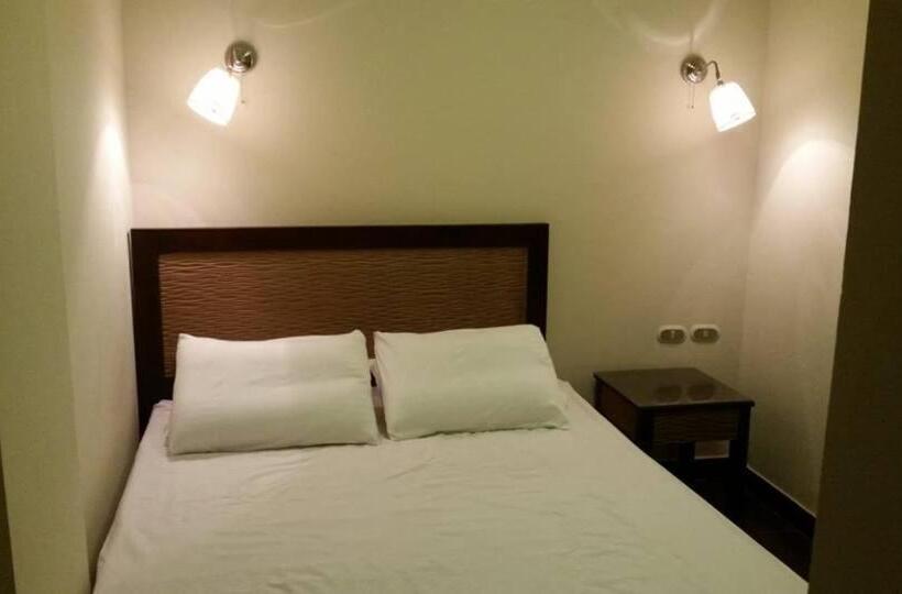 اتاق استاندارد چهار تخته با چشم‌انداز دریا, Porto South Beach Royal Sea View Families صف اول بحر مباشر
