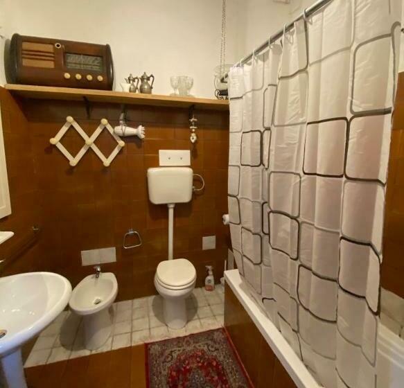 اتاق استاندارد, B&b Lamagia Di Corte Moronati