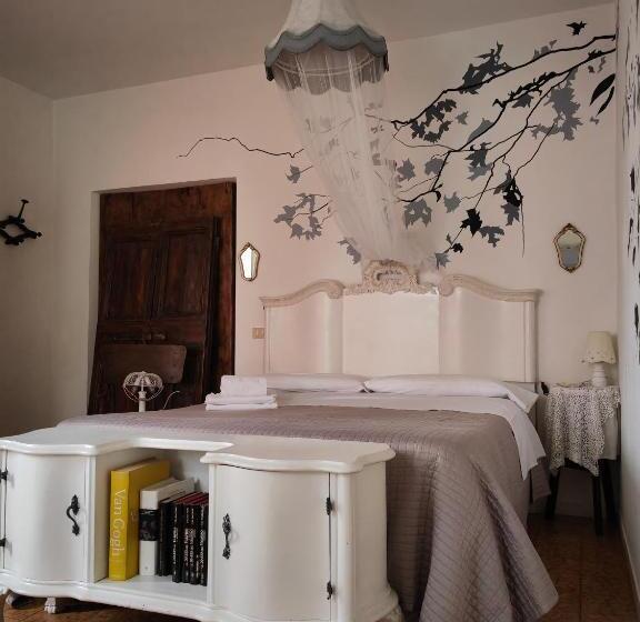 اتاق استاندارد, B&b Lamagia Di Corte Moronati