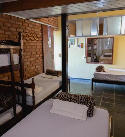 Кровать в Общей Комнате, Hostel Yellow House Mg