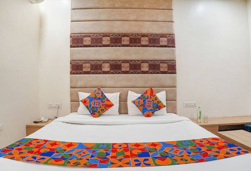 Номер Deluxe, Fabhotel Om Palace