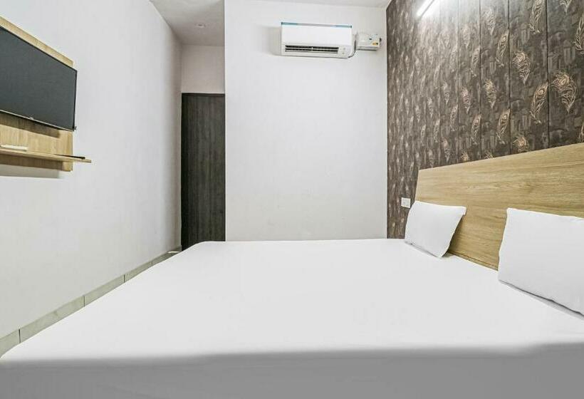 اتاق کلاسیک سه تخته, Oyo 82616 Prime Property