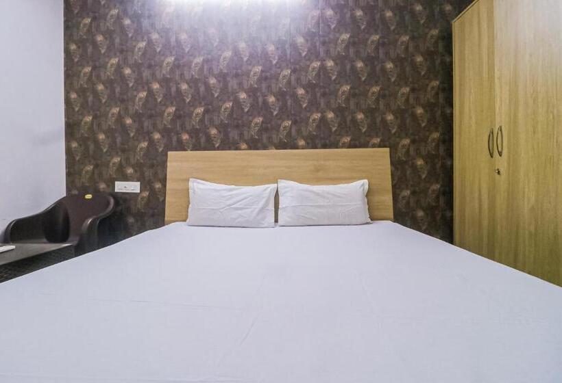 اتاق کلاسیک سه تخته, Oyo 82616 Prime Property