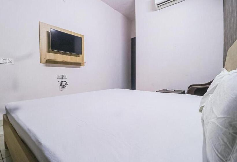 اتاق کلاسیک سه تخته, Oyo 82616 Prime Property