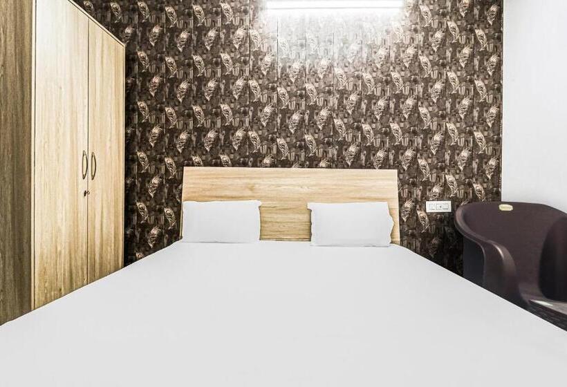 اتاق کلاسیک سه تخته, Oyo 82616 Prime Property