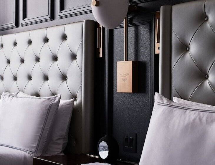 Deluxe Kamer Aangepast voor Gehandicapten, The Lasalle Chicago, Autograph Collection