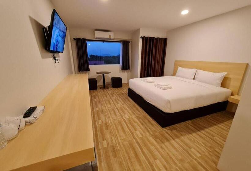 带大床的标准间, The Charlotte Smart Hotel Lopburi
