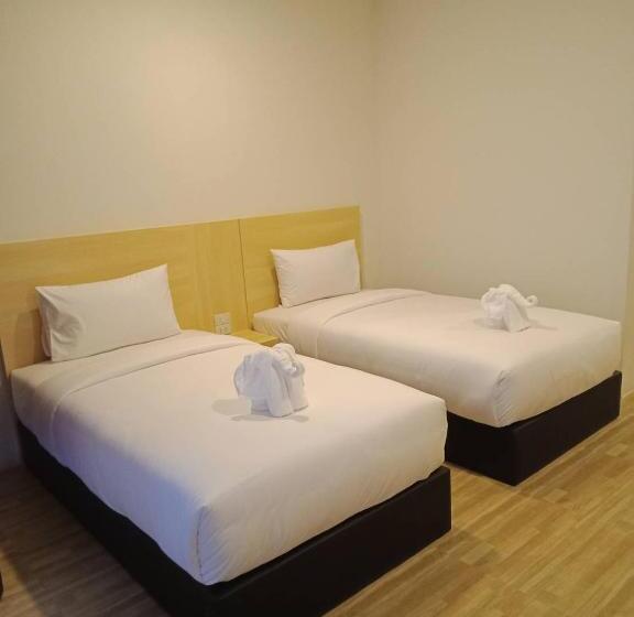 豪华房间, The Charlotte Smart Hotel Lopburi