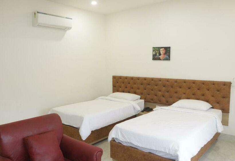 اتاق لوکس, The Rajgir Residency