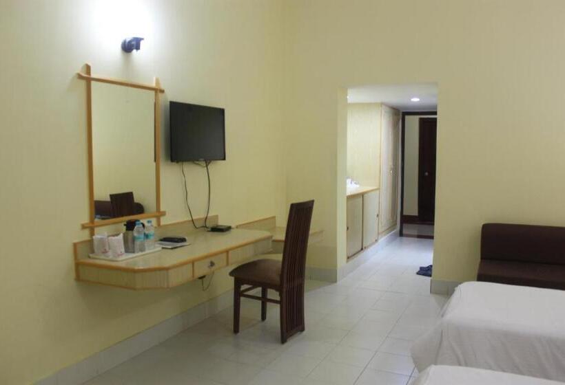 اتاق لوکس, The Rajgir Residency