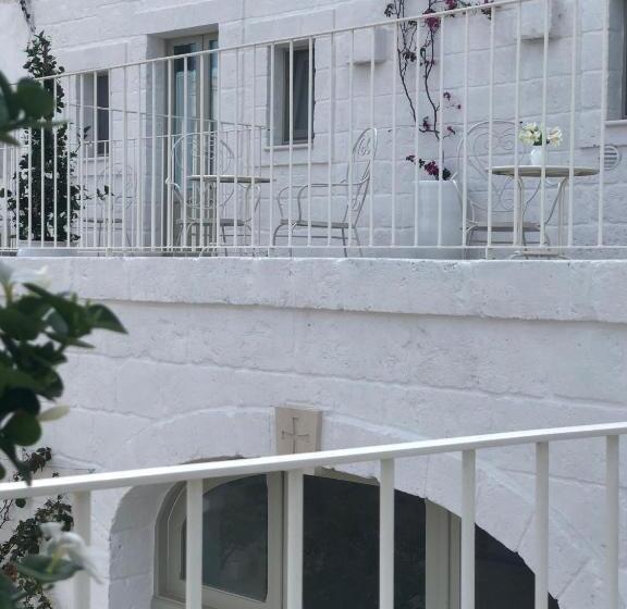 סוויטת ג'וניור עם מרפסת, Bianchemura B&b