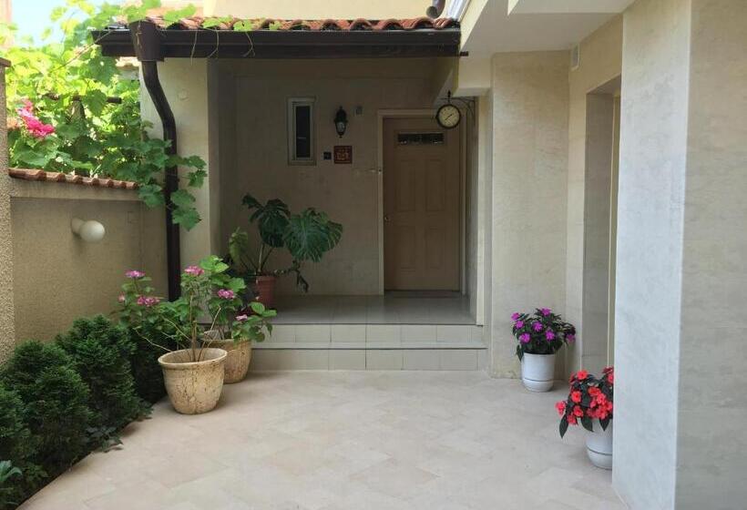 Апартаменты 2 Спальни с Балконом, Villa Diana