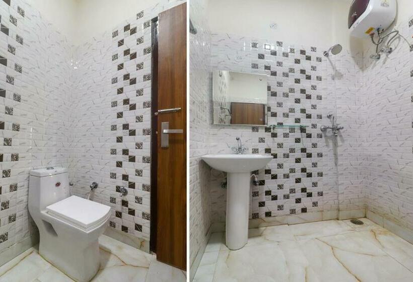 Quarto Triplo Clássico, Taj Classic