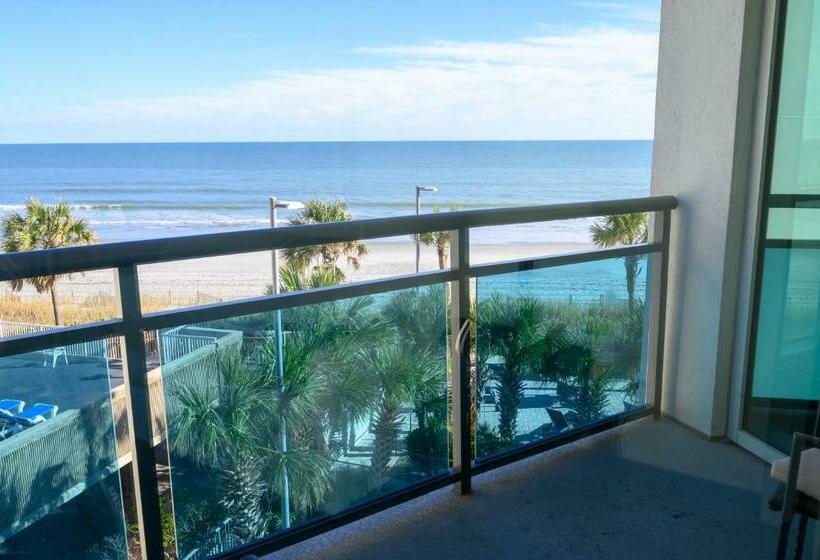 Apartamento 2 Dormitórios, New Ocean Front Corner Unit