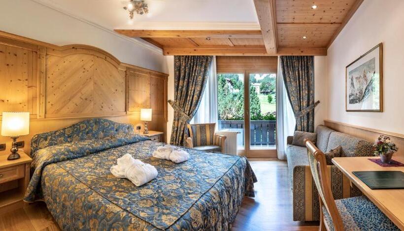 اتاق سوپریور, Alpen Hotel Corona