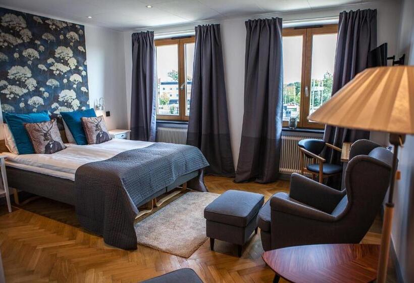 标准三人间, Stora Hotellet Osby