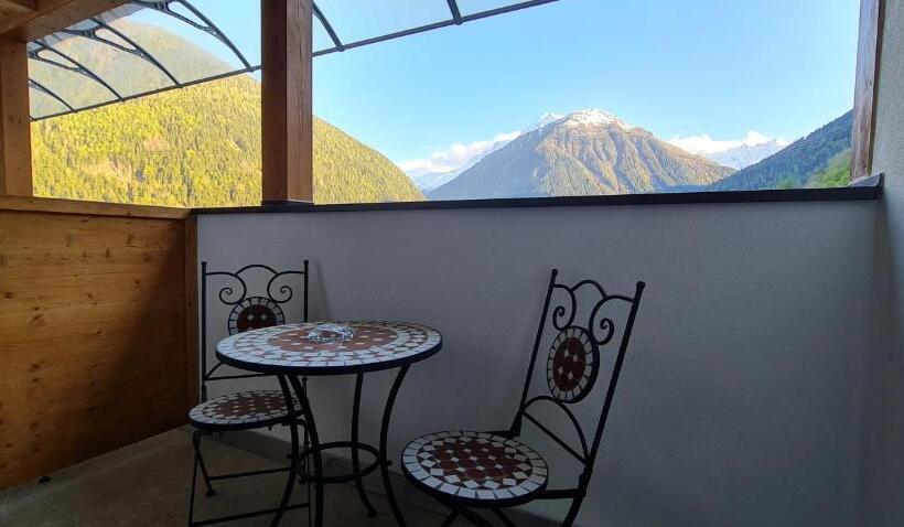 Номер Стандарт Индивидуальный, Traube   Stelvio
