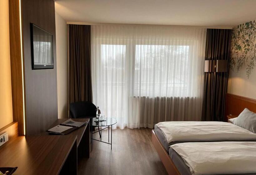 Номер Стандарт с Балконом, Gästehaus Zürn