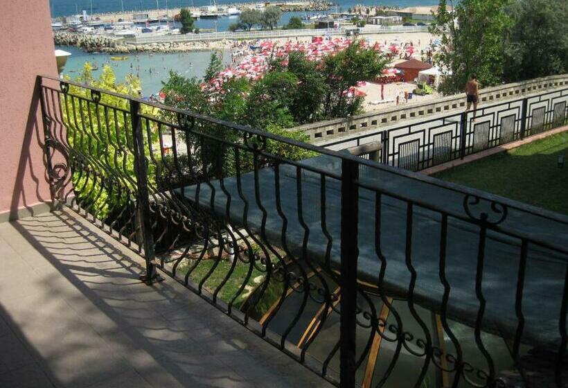 آپارتمان 1 خوابه با چشم‌انداز دریا, V3 Villa