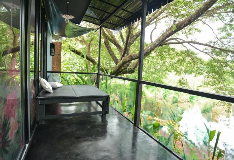 جناح سرير كينج, Bedvilla Chiangrai