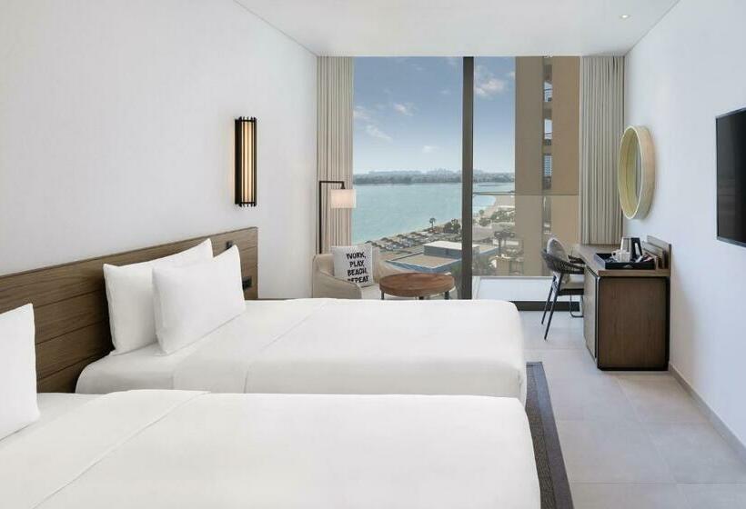 اتاق سوپریور با چشم‌انداز جانبی دریا, Radisson Beach Resort Palm Jumeirah