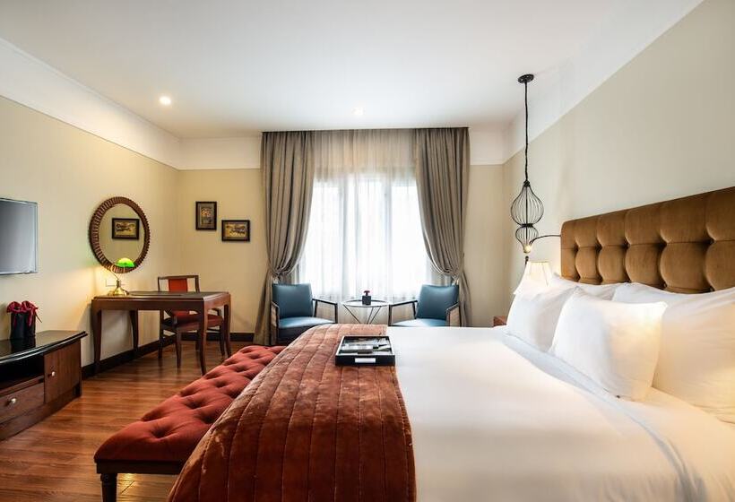 سوییت جونیور, La Siesta Classic Ma May