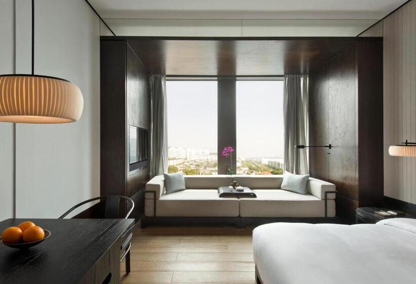 اتاق استاندارد با تخت بزرگ, Hyatt Regency Wuhan Optics Valley