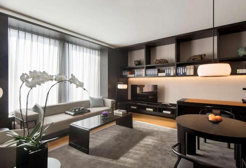 سوییت, Hyatt Regency Wuhan Optics Valley